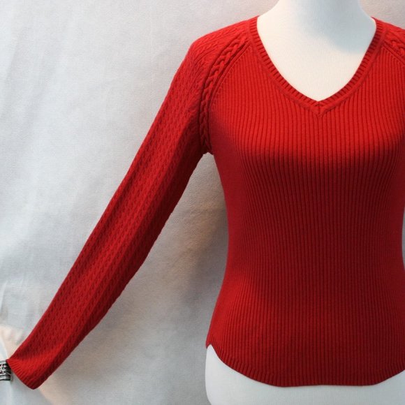 Tommy Hilfiger Ribbed Red Cotton V-Neck Cable Sleeve Pullover Sweater SZ M EUC - Picture 3 of 10